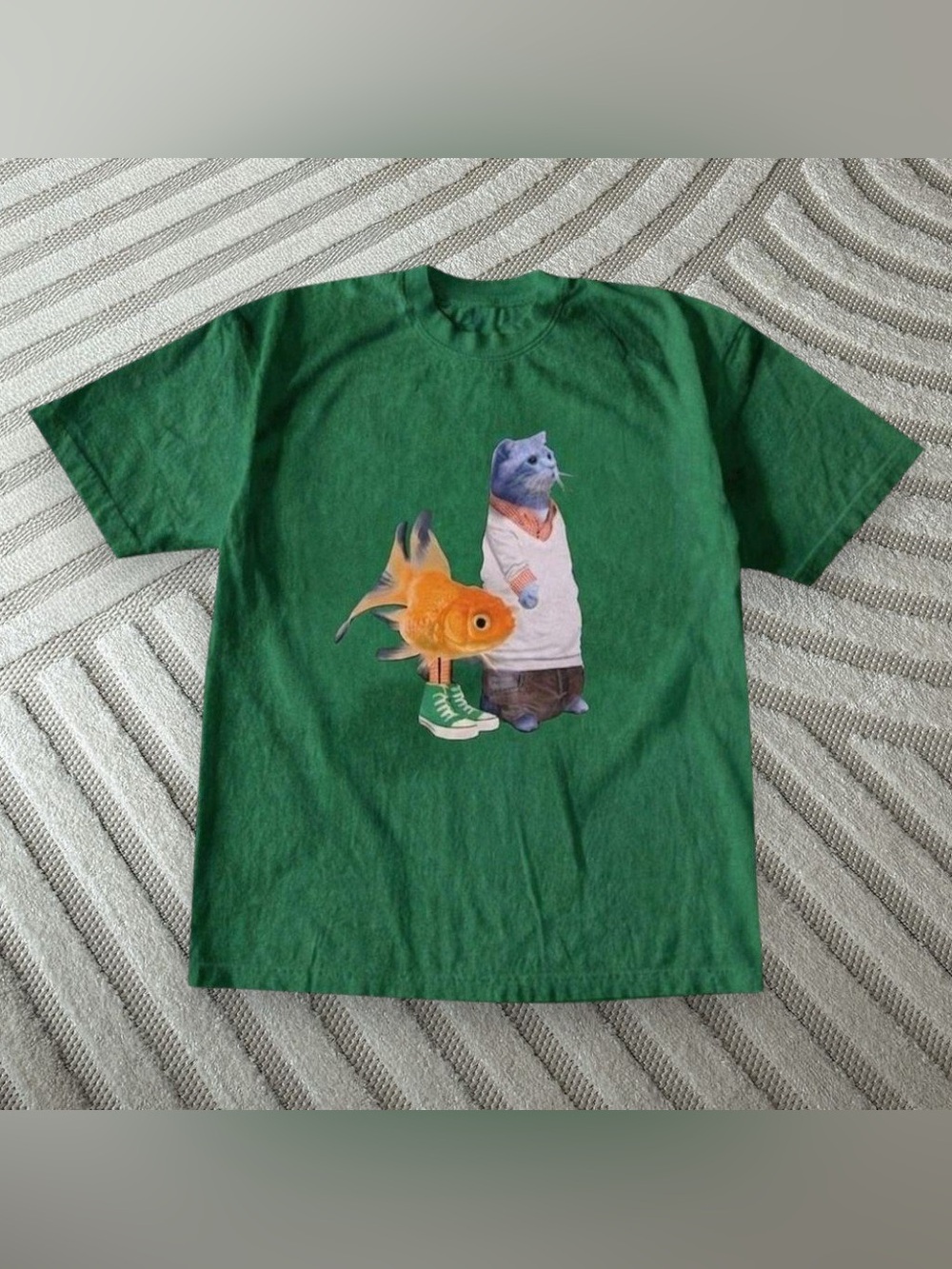 Gildan Cat & Goldfish Funny Graphic T-Shirt Turf Green For Unisex